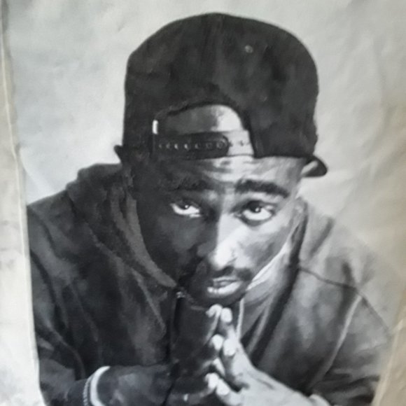 2 pac tee shirt - Picture 4 of 6